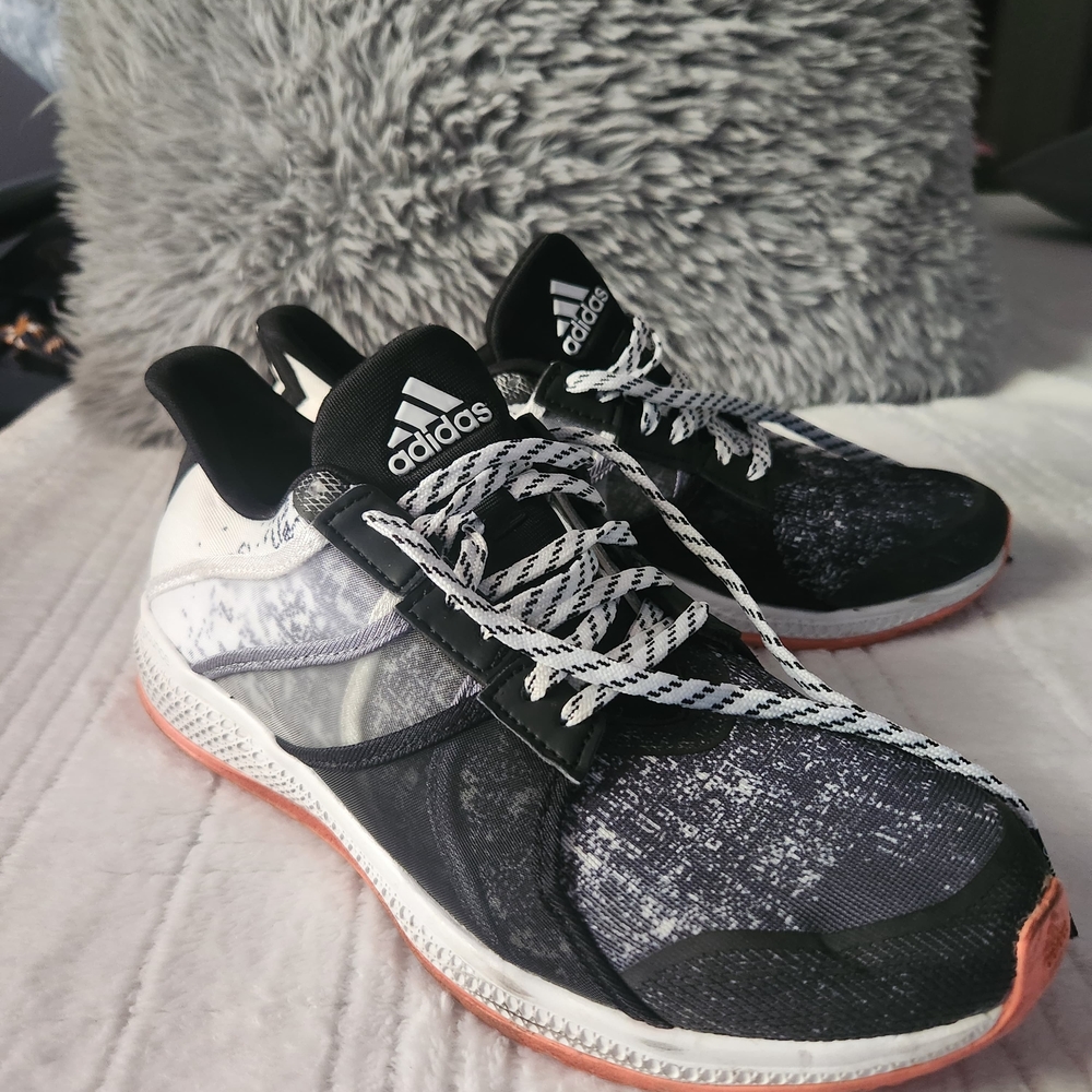 Adidas Women's Black and White Athletic Shoes